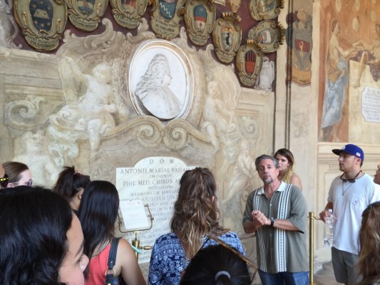 Connecting Art and Anatomy in Italy