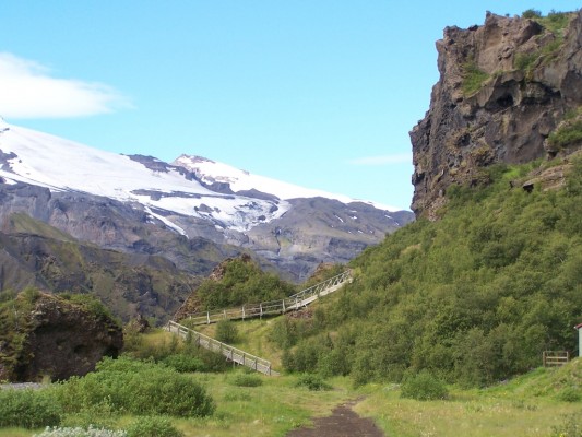 Go Beyond Abroad in Iceland
