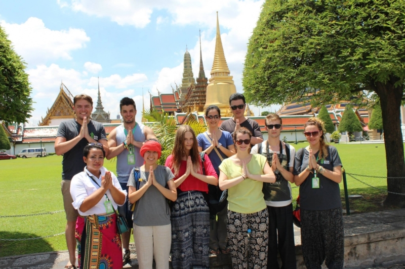 Volunteer & Tour - From Bangkok to Beaches