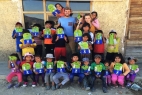 Volunteer with children in Bolivia