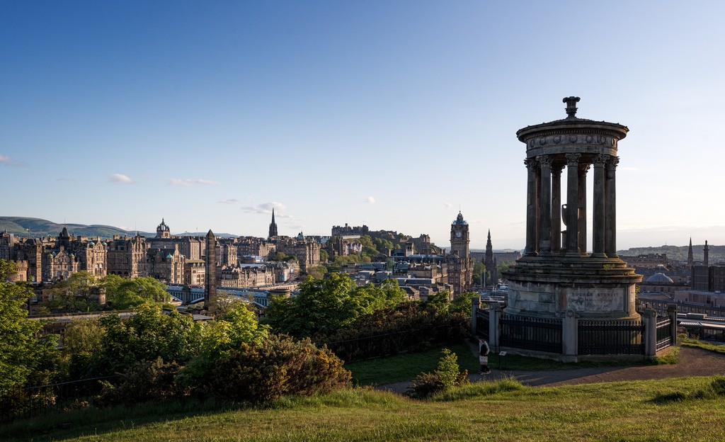 The definitive guide to studying abroad in Edinburgh