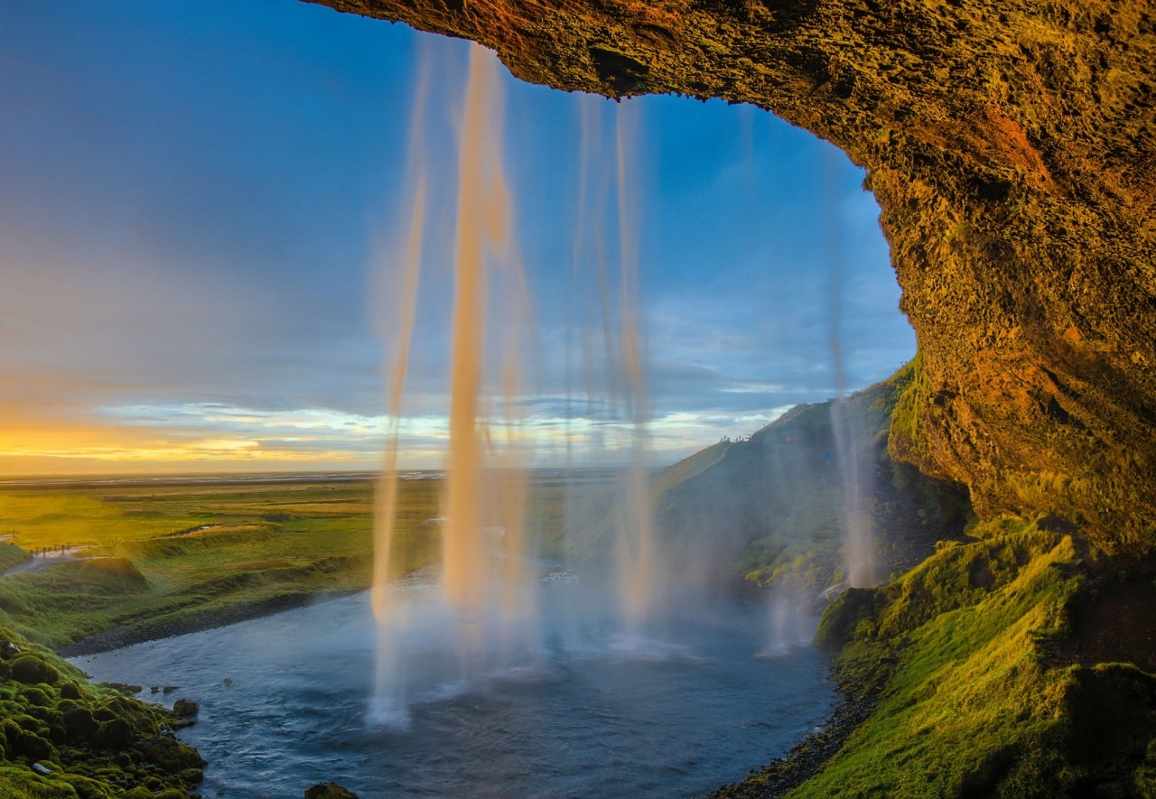 Iceland: Exploring the Land of Fire and Ice