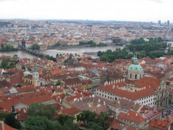 Prague_river_roofs2-873x655.jpg