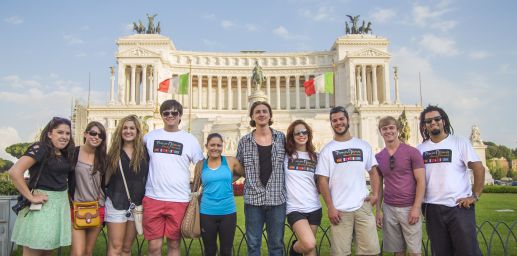 IMG_4848 Students in Rome.jpg